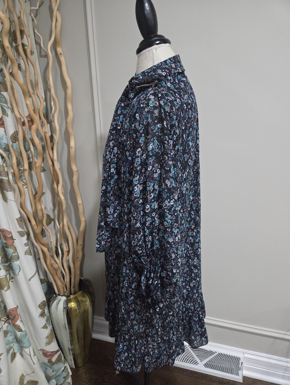Zara Black /blue Floral Long-Sleeve Tie-Neck Dress Sz.M - Picture 4 of 10